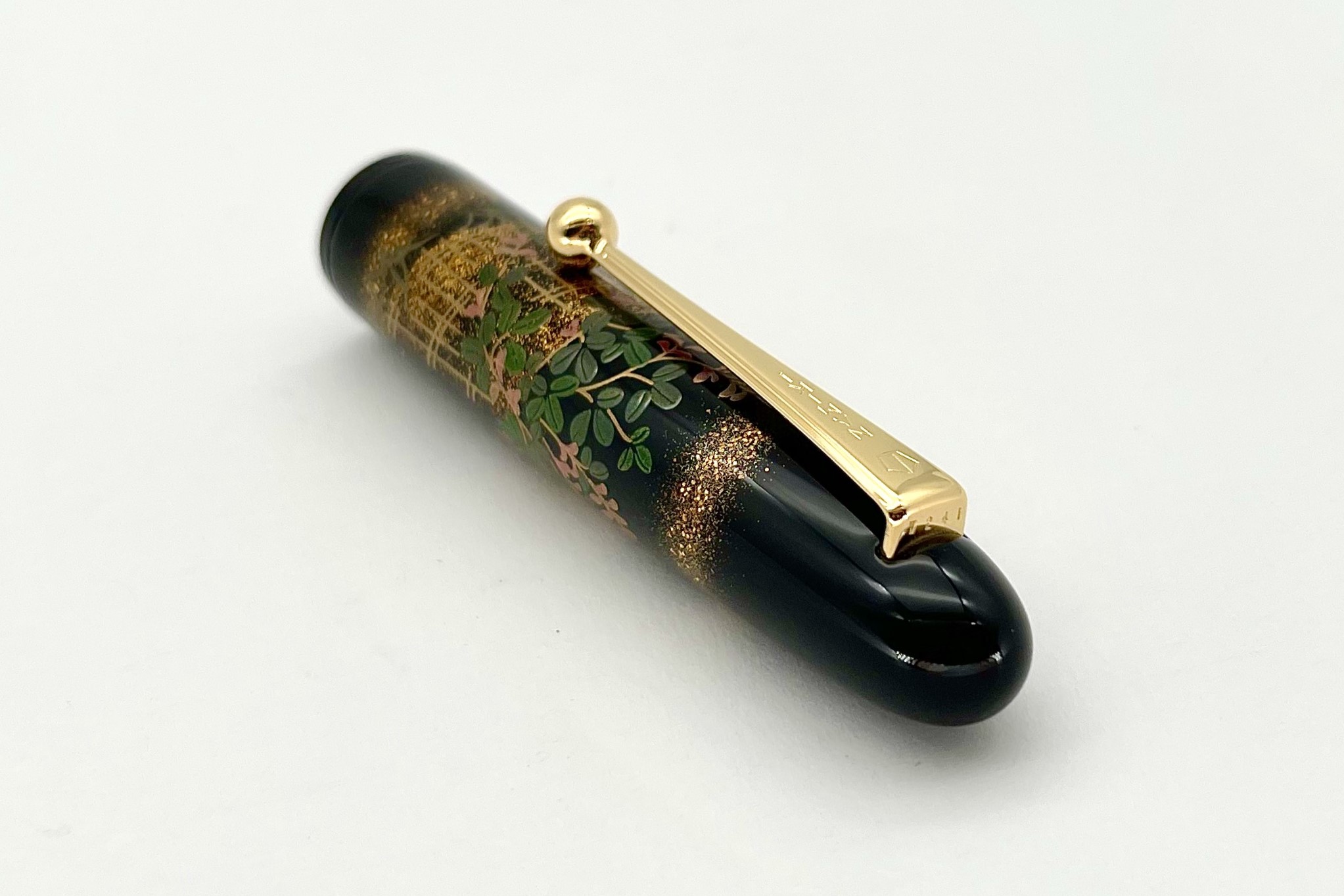 NamikiYukariFlowerFenceFountainPen_K